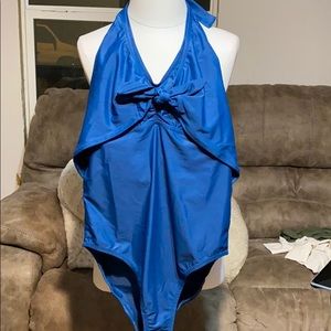 Beach Bump Motherhood Maternity swimsuit